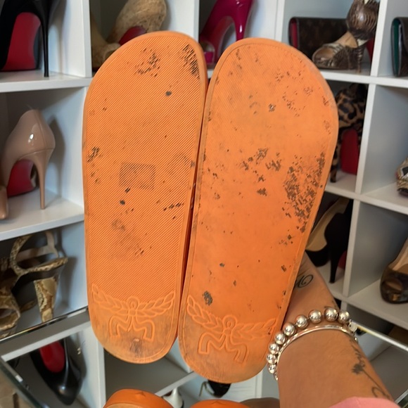MCM Monogram Pool Slides RARE Persimmon/White Colorway - 41 - Picture 8 of 11